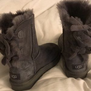 Grey uggs with bows